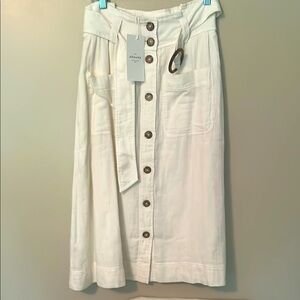 SEZANE’ - Hannah skirt. NWT! Pristine condition.  Size 4 /36